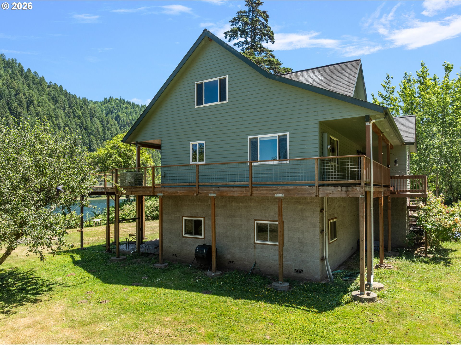 41459 Highway 38 Reedsport, OR 97467 - Photo 5 of 48