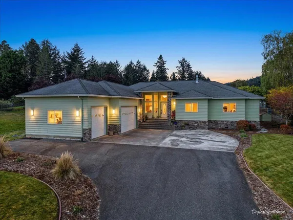 $875,000 | 1163 Elizabeth Barcus Way, Fortuna, CA 95540