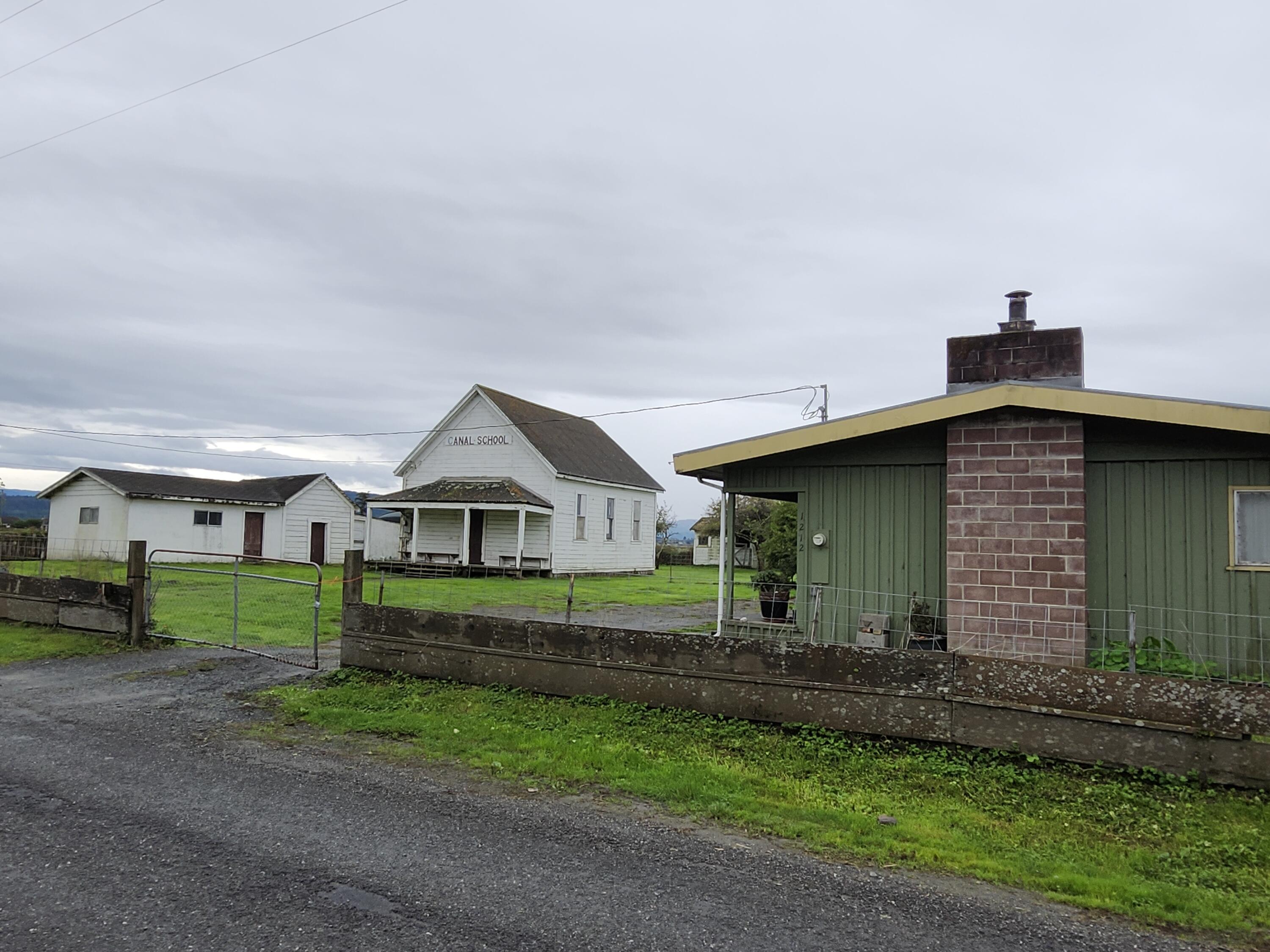 1212 Mad River Road Arcata, CA 95521 - Photo 3 of 46