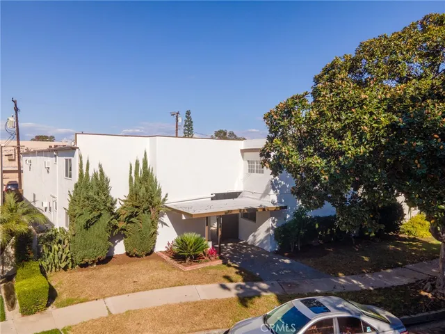 a view of a house with a patio