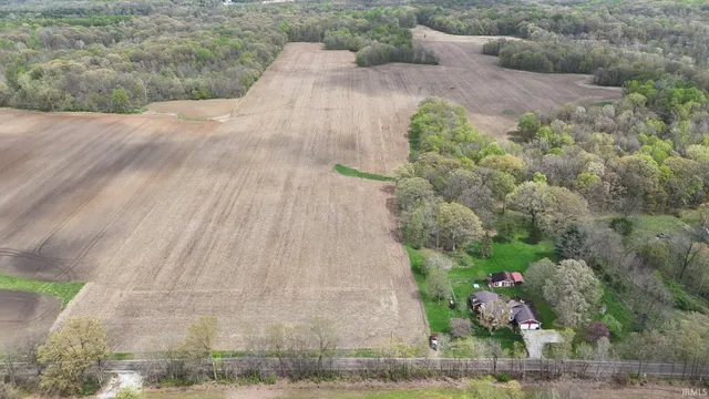 $556,555 | 6898 North State Line Road, Cayuga, IN 47928