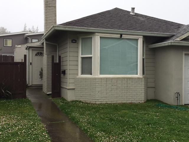 644 Foothill Drive Pacifica, CA 94044 - Photo 1 of 15 a front view of a house with garden