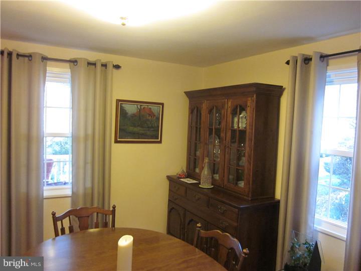 113 Haverford Road Folsom, PA 19033 - Photo 8 of 20 Dining Room