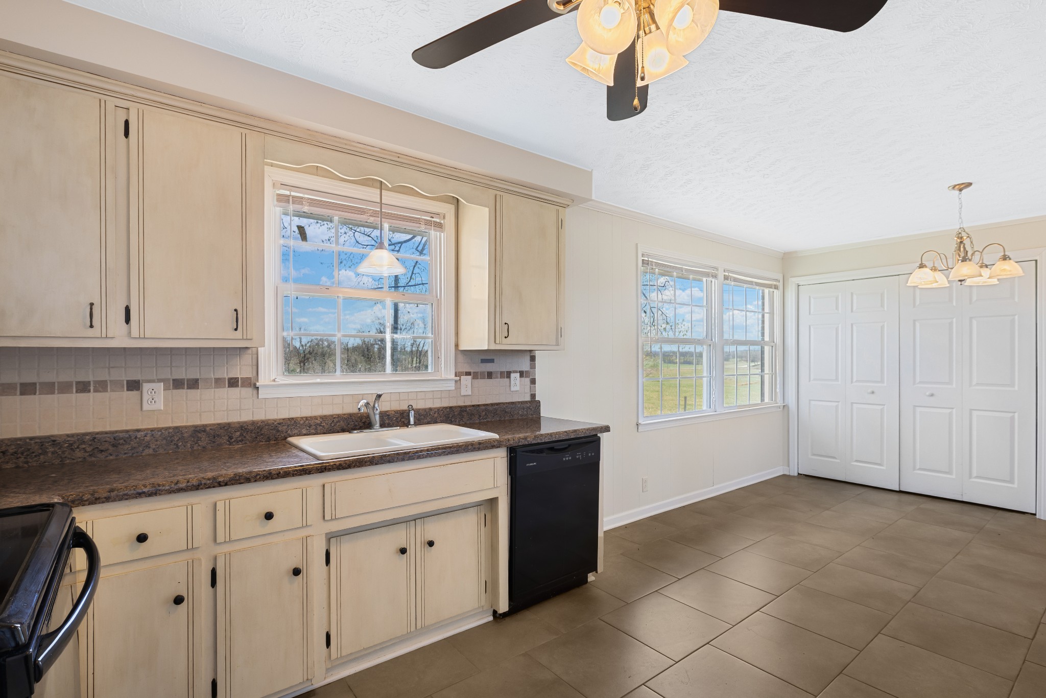 6035 Buzzard Creek Road Cedar Hill, TN 37032 - Photo 14 of 42
