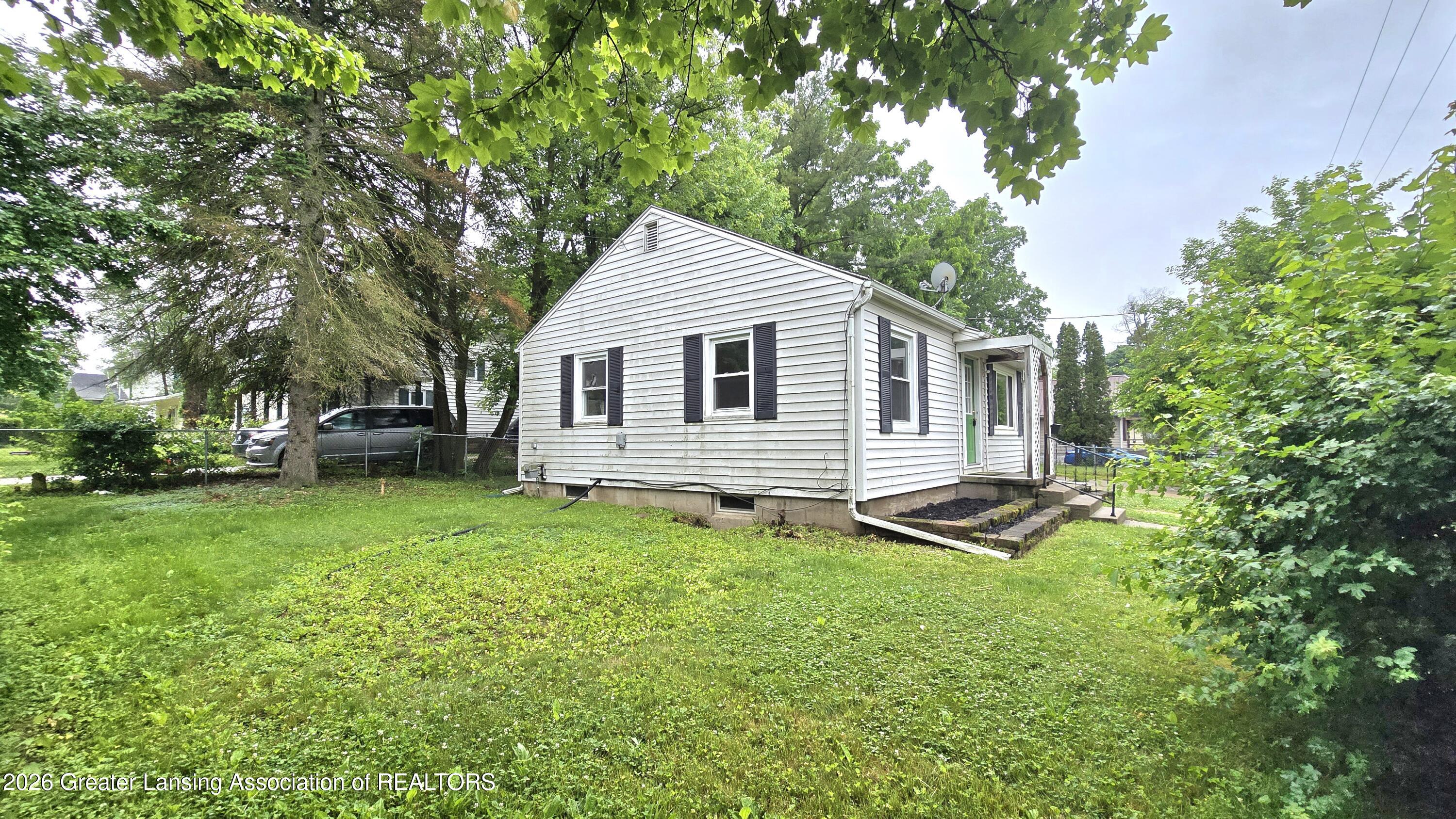 1220 Whyte Street Lansing, MI 48906 - Photo 14 of 22 20260609_095744
