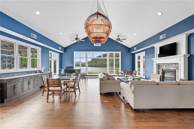 $1,650,000 | 64 1st Street, Oakmont, PA 15139