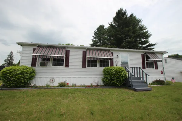 $295,000 | 8 East Parkside Terrace, Barre, VT 05641