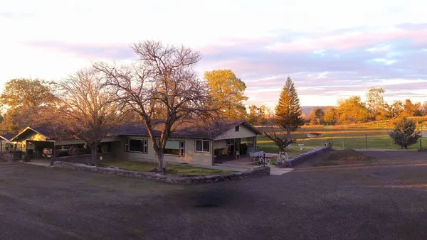 $610,000 | 10209 County Hwy A12, Montague, CA 96064