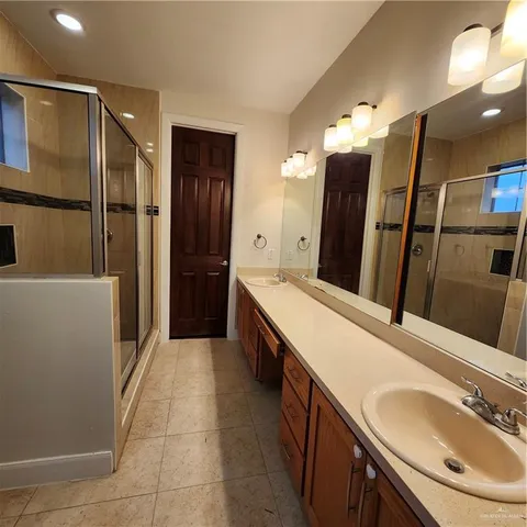 a view of an entryway with a chandelier