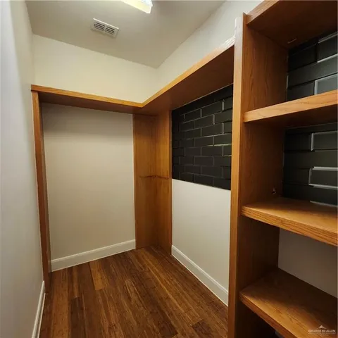 $2,500 | 2904 Capri Court, Mission, TX 78572