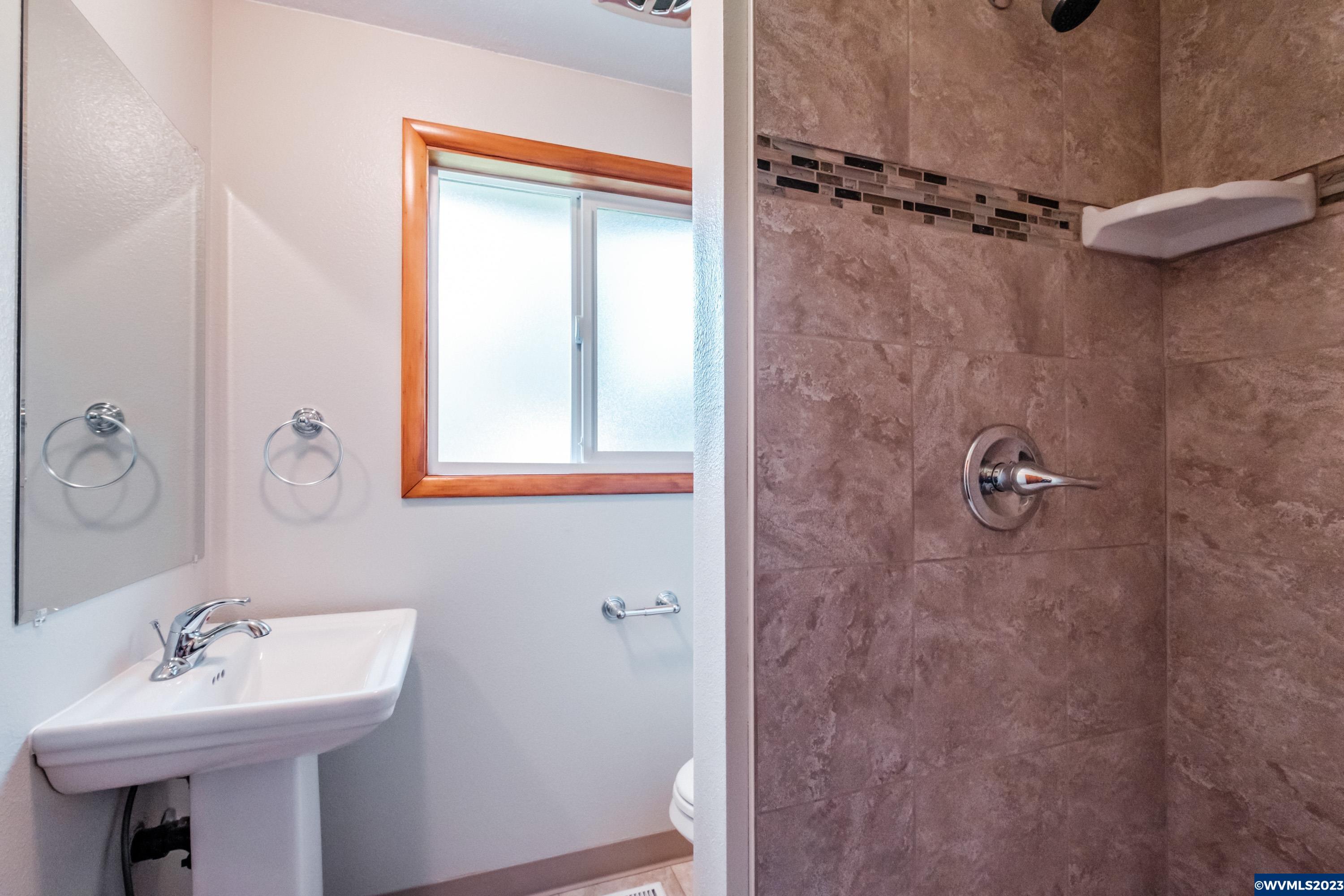 41771 Kingston Jordan Road Stayton, OR 97383 - Photo 27 of 42 Gallery Image 27