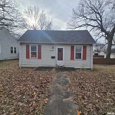 $14,990 | 1118 East Melbourne Avenue, Peoria, IL 61603