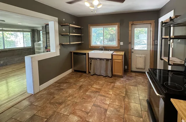 $289,900 | 1330 North Kinser Pike, Bloomington, IN 47404