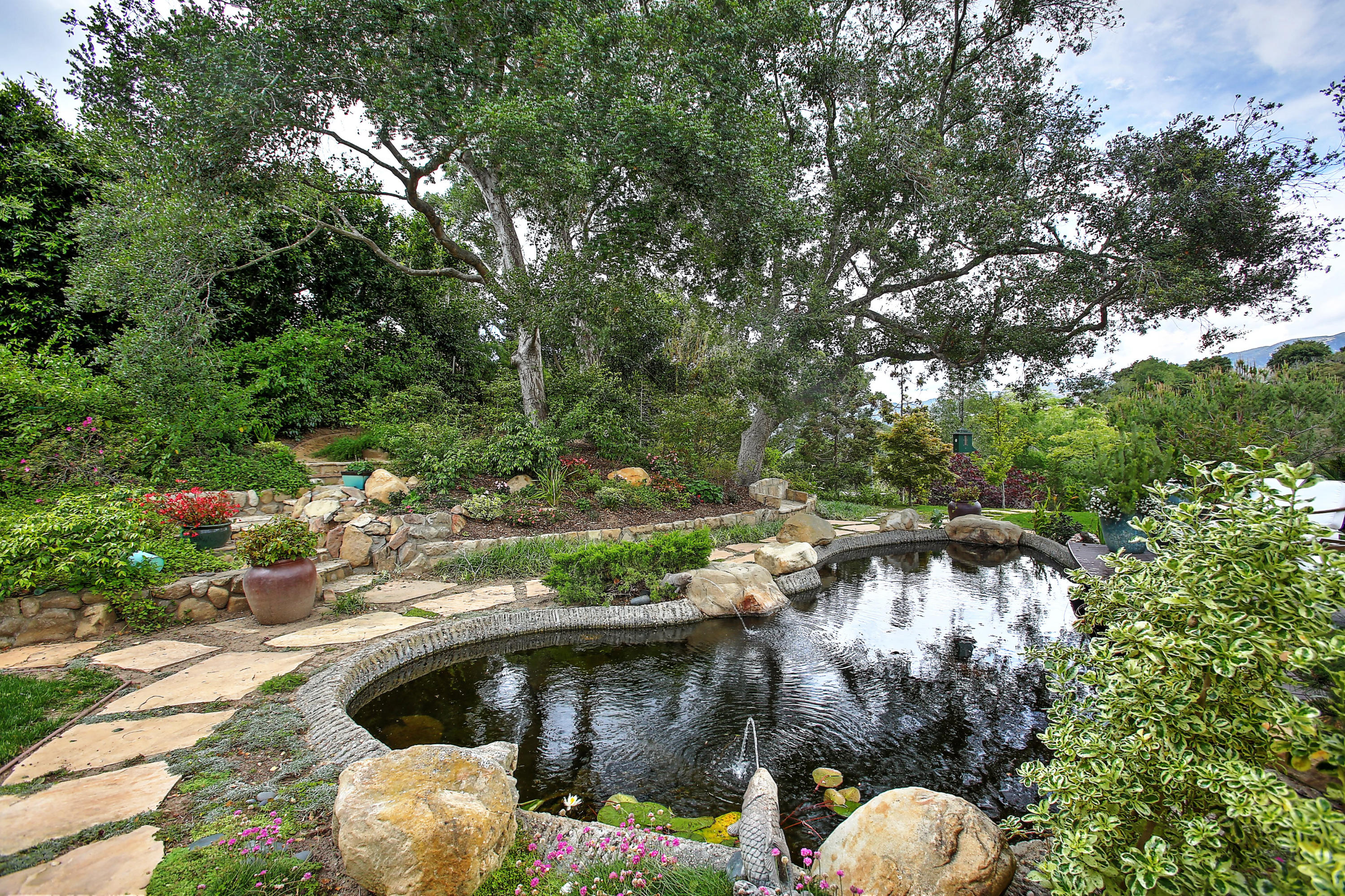 465 Via Dichosa Santa Barbara, CA 93110 - Photo 19 of 57 Koi