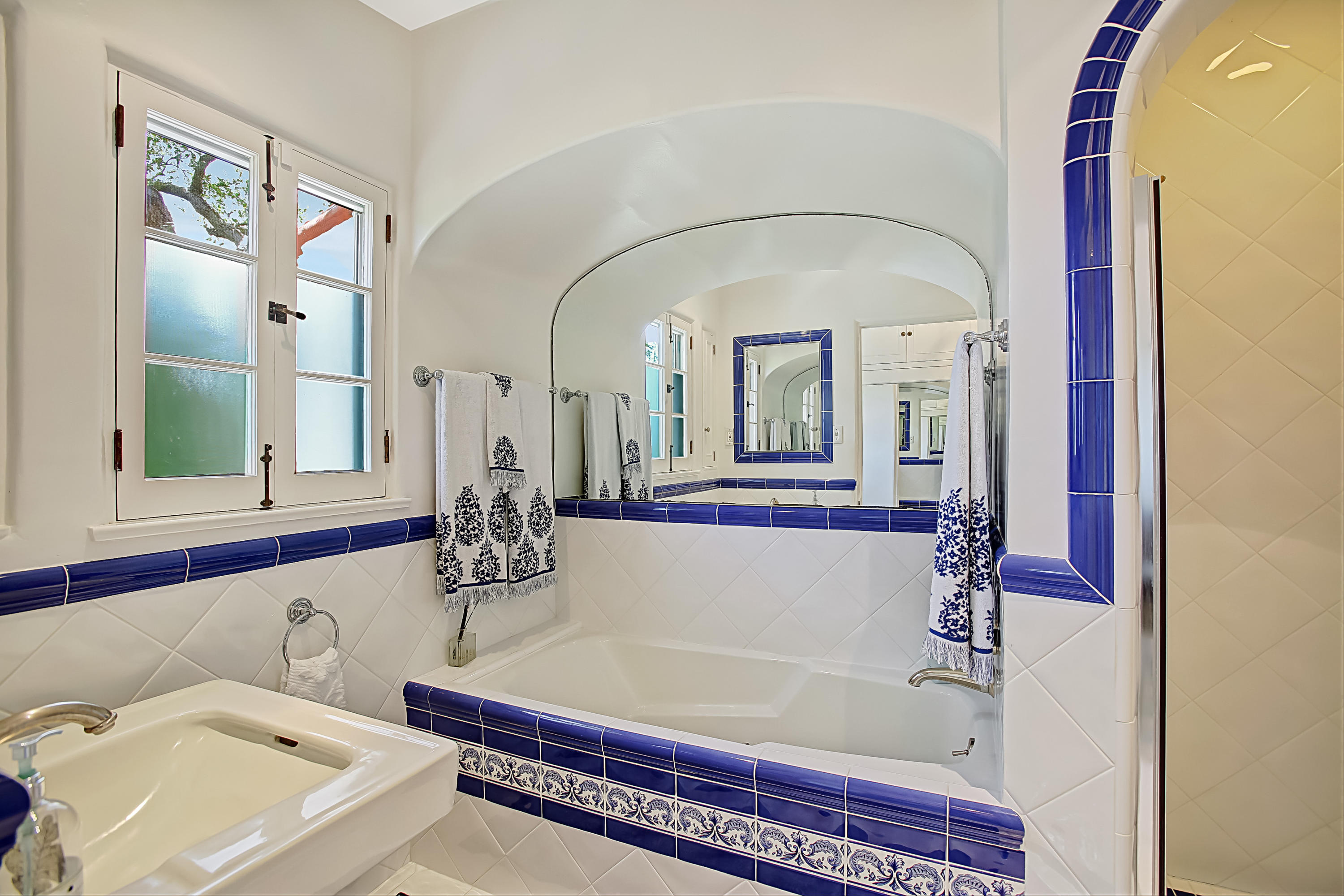 465 Via Dichosa Santa Barbara, CA 93110 - Photo 28 of 57 Master bath