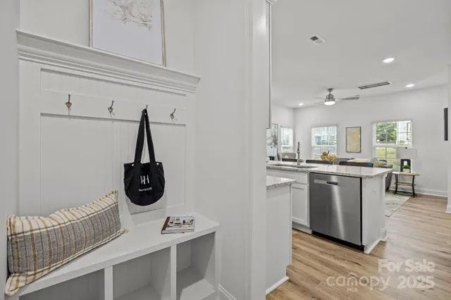 $432,400 | 5004 Cherry Gum Court, Unit 43, Matthews, NC 28105