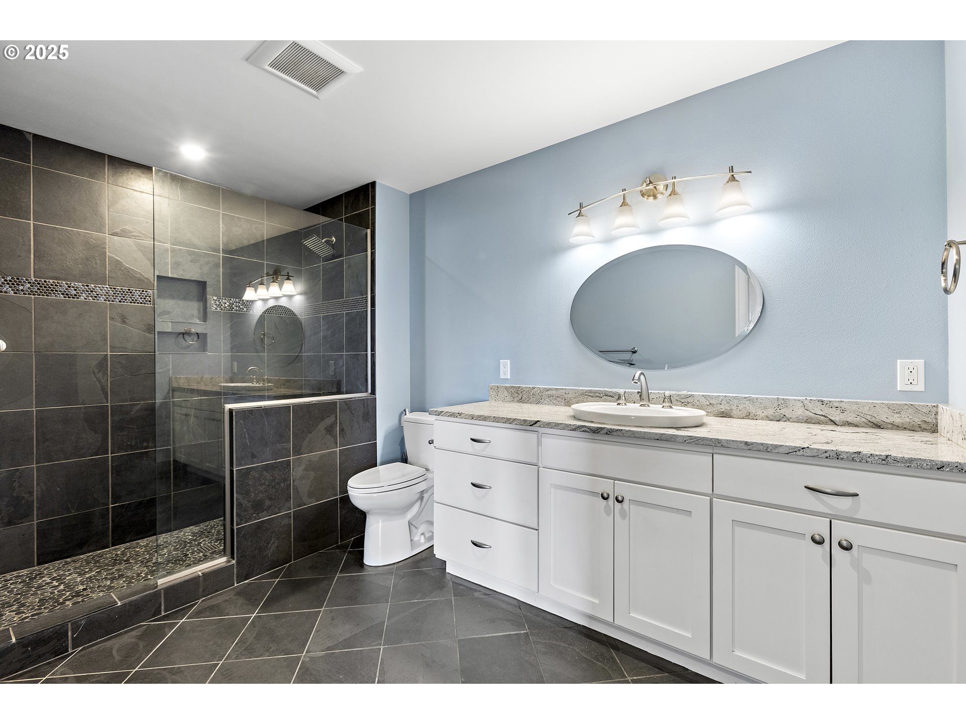 2869 Southwest Champlain Drive Portland, OR 97205 - Photo 36 of 46