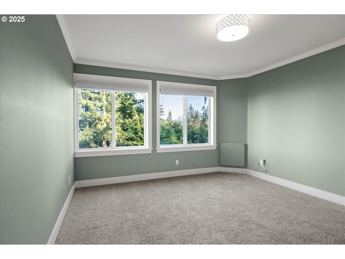 2869 Southwest Champlain Drive Portland, OR 97205 - Photo 37 of 46