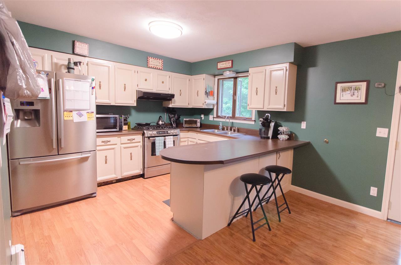 504 North Brownell Road Williston, VT 05495 - Photo 5 of 31