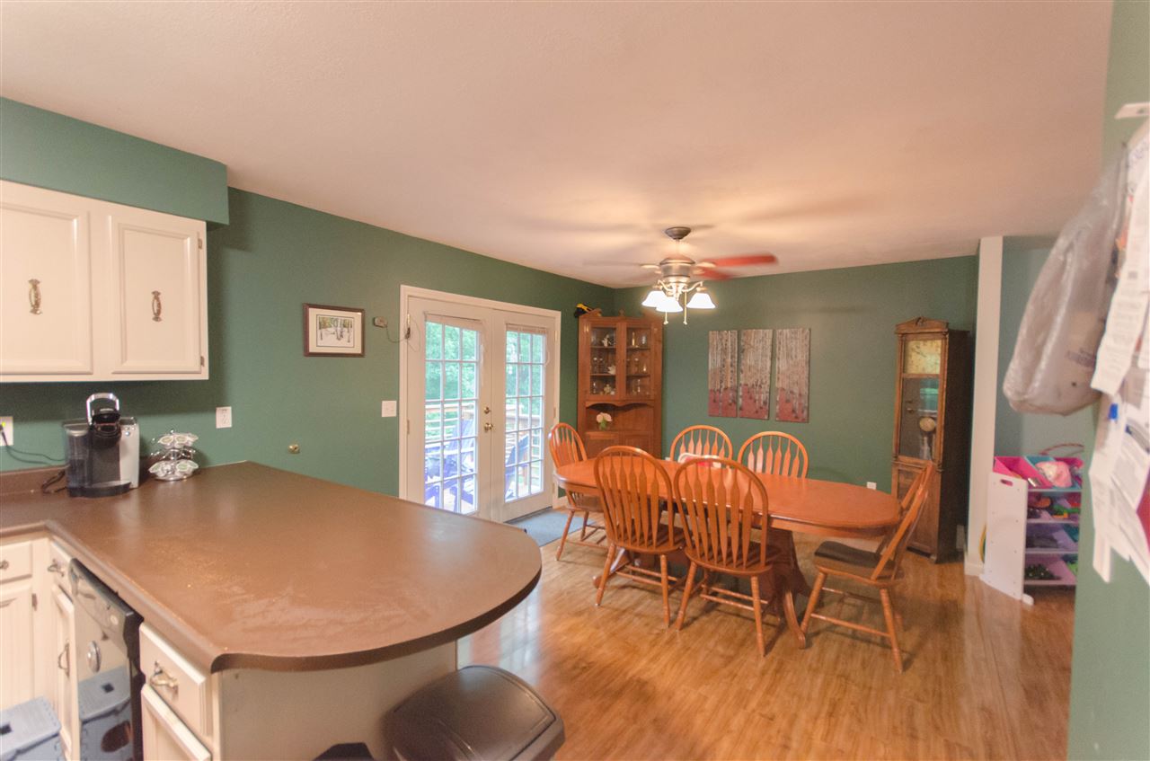 504 North Brownell Road Williston, VT 05495 - Photo 8 of 31