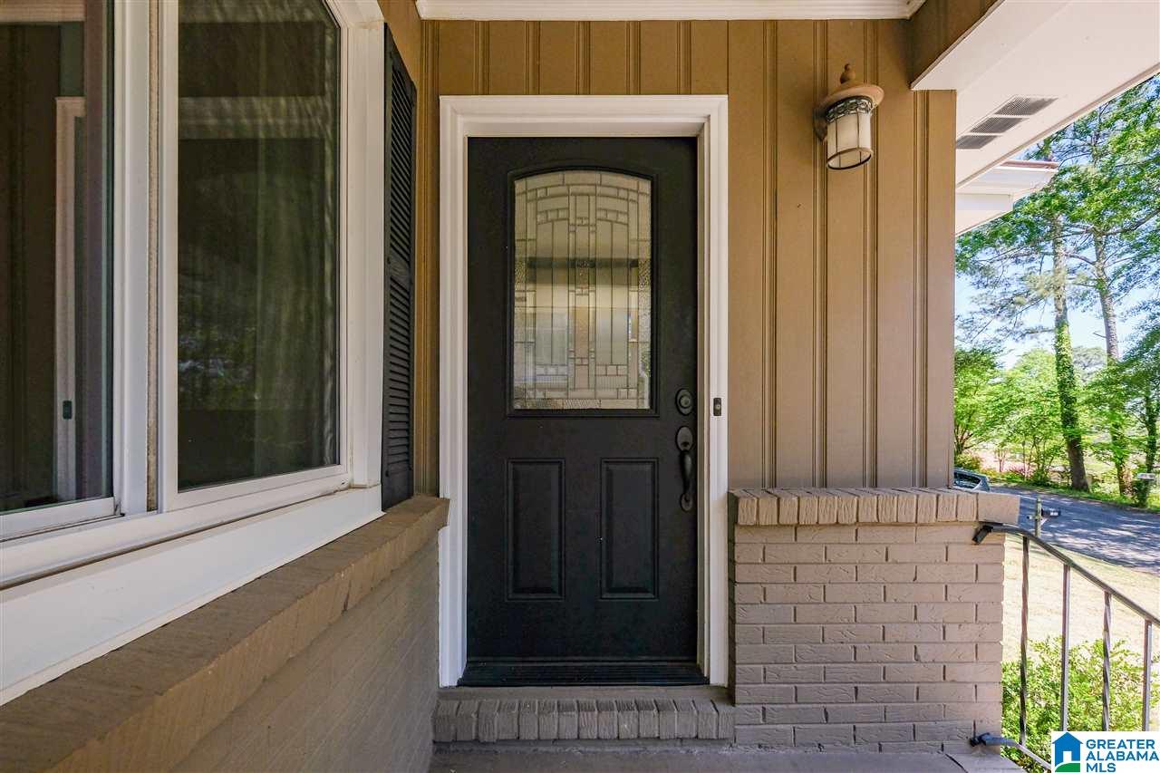 1912 Saulter Road Homewood, AL 35209 - Photo 2 of 20
