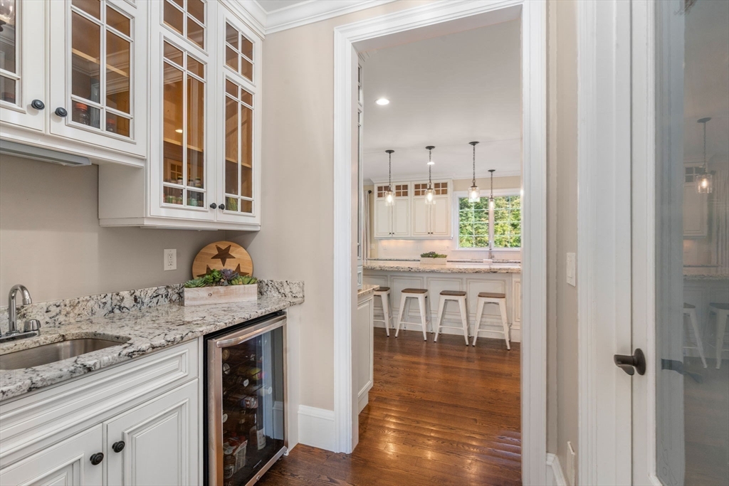 175 Schoolmasters Lane Dedham, MA 02026 - Photo 10 of 41