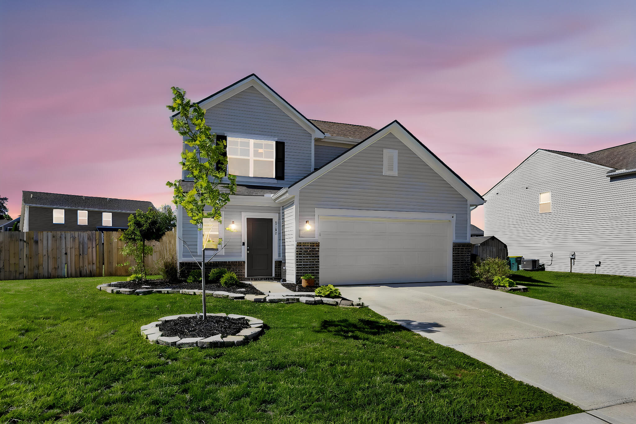 5195 Burton Drive Springfield, OH 45503 - Photo 2 of 44 2-web-or-mls-5195-burton-dr