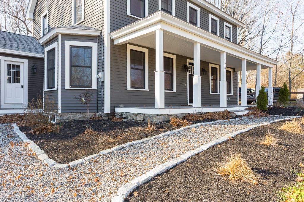 420 Pine Hill Road Cape Neddick, ME 03902 - Photo 3 of 25 Photo