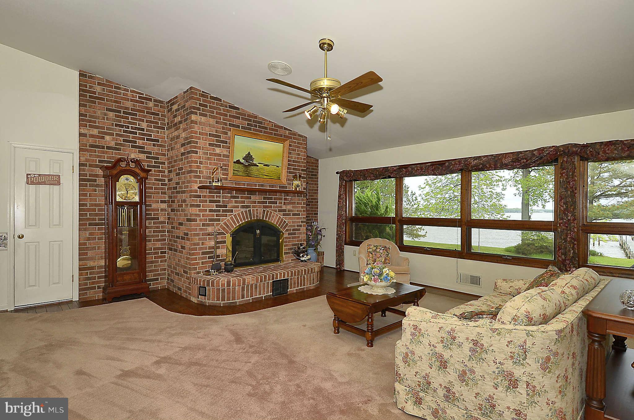 3023 Bennett Point Road Queenstown, MD 21658 - Photo 9 of 30 Family Room