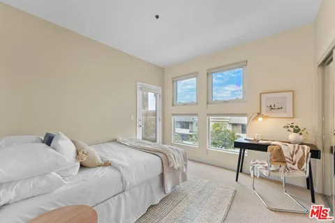 $789,000 | 10790 Rose Avenue, Unit 310, Los Angeles, CA 90034