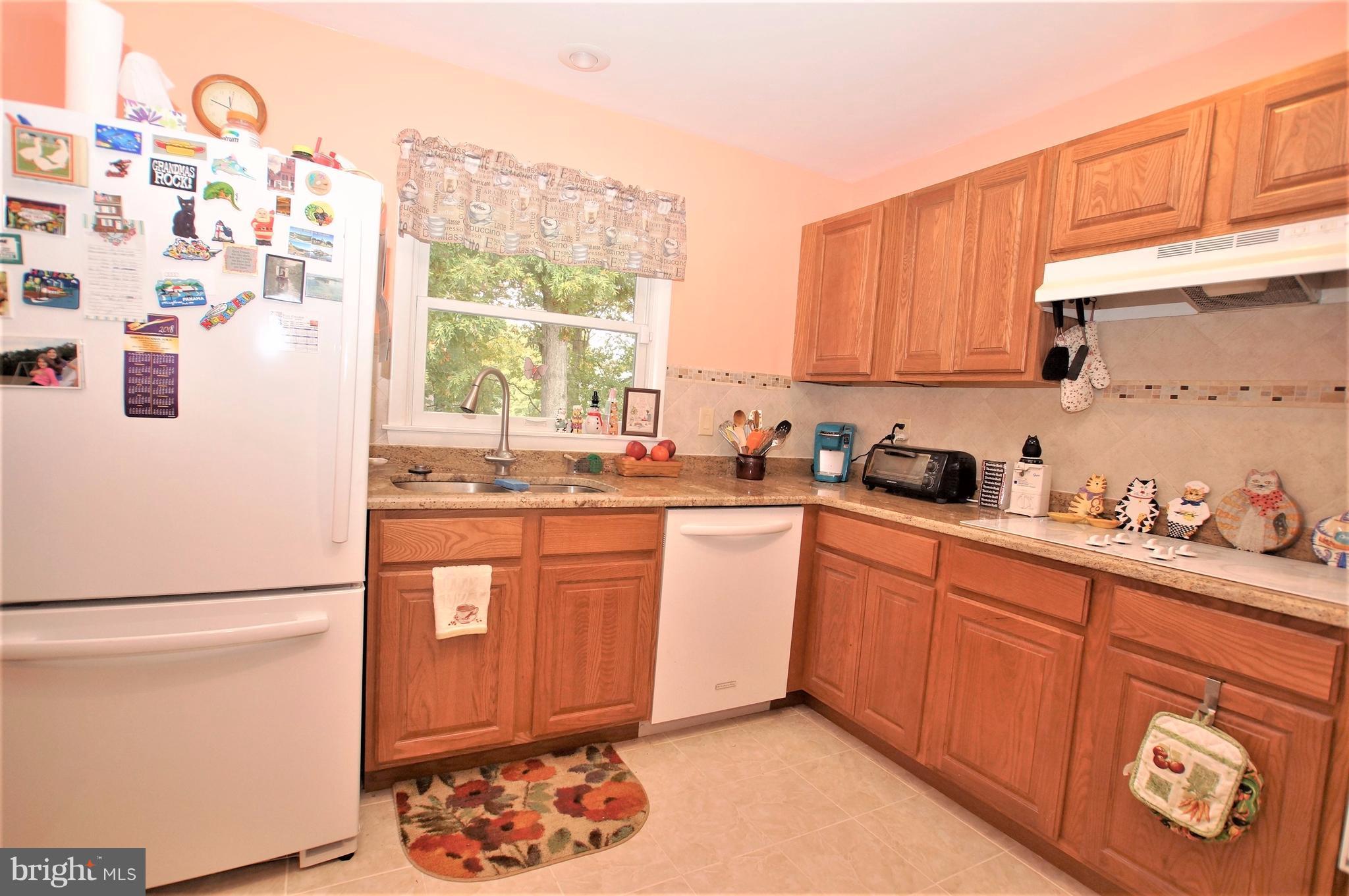 8504 Chervil Road Lanham, MD 20706 - Photo 8 of 30 Kitchen