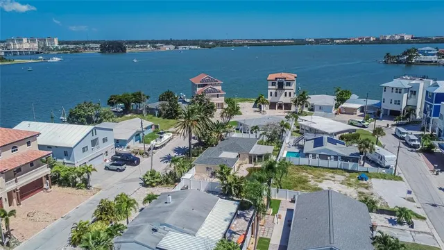 $479,900 | 363 145th Avenue, Madeira Beach, FL 33708