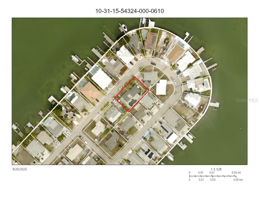 363 145th Avenue Madeira Beach, FL 33708 - Photo 7 of 29