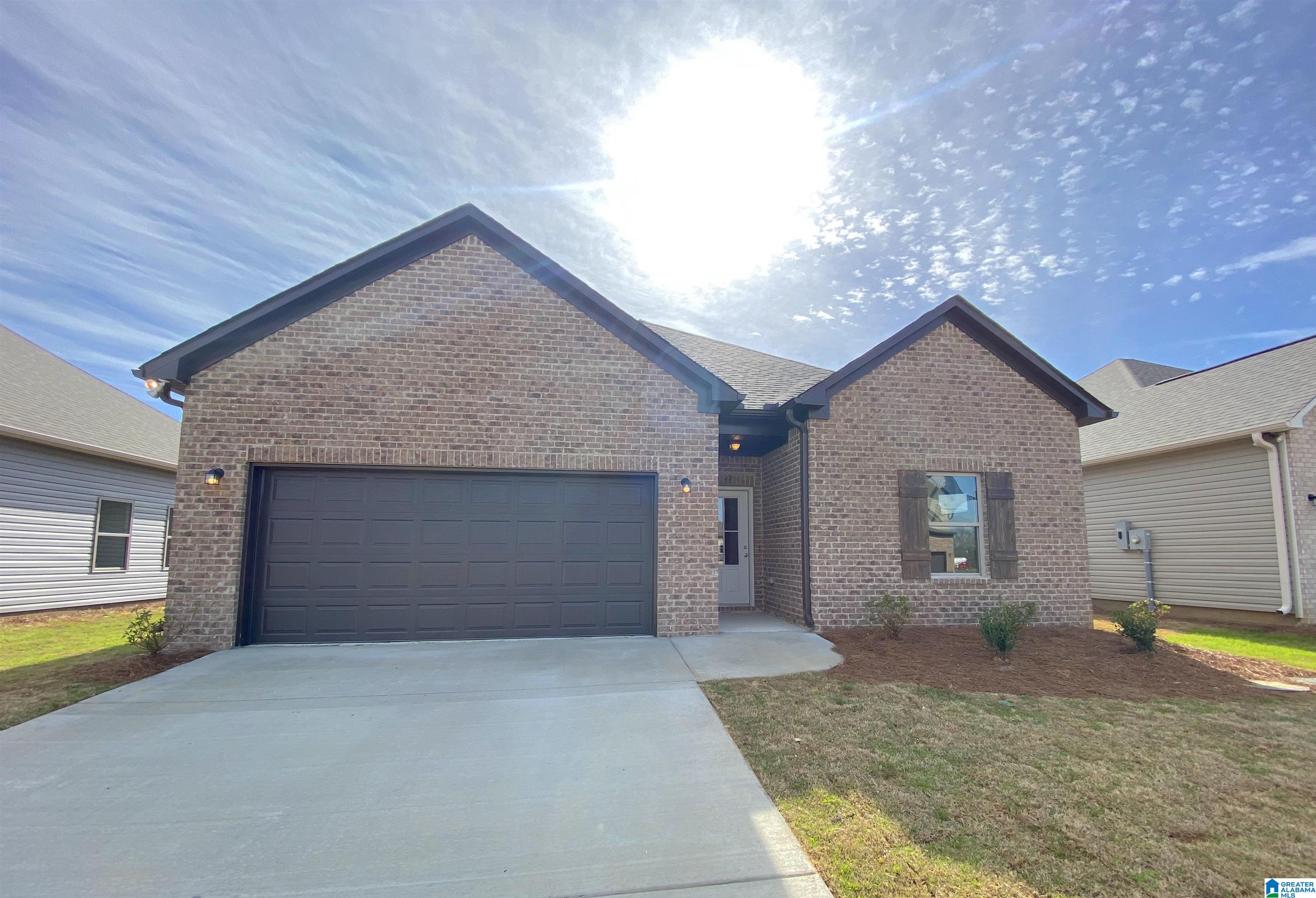 160 Avalon Way Clanton, AL 35045 - Photo 1 of 31