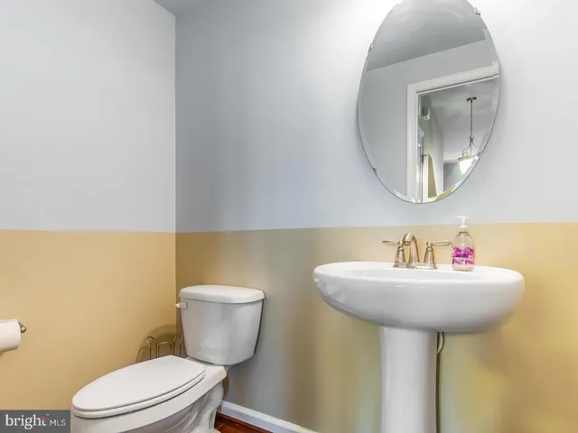 $2,949 | 43848 Artsmith Terrace, Ashburn, VA 20147