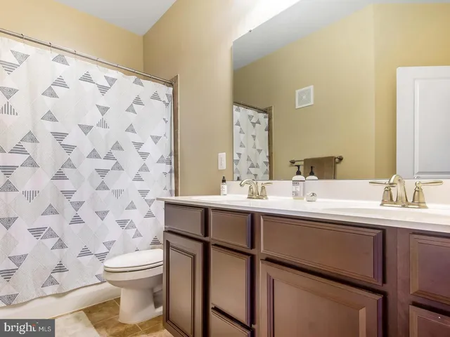 $2,949 | 43848 Artsmith Terrace, Ashburn, VA 20147