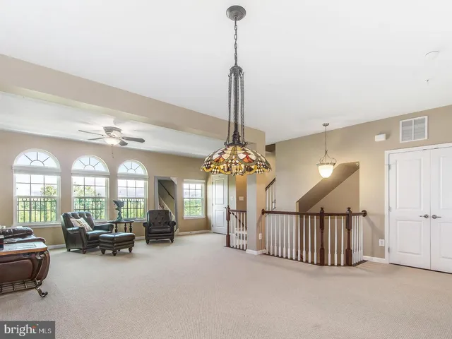 $2,949 | 43848 Artsmith Terrace, Ashburn, VA 20147