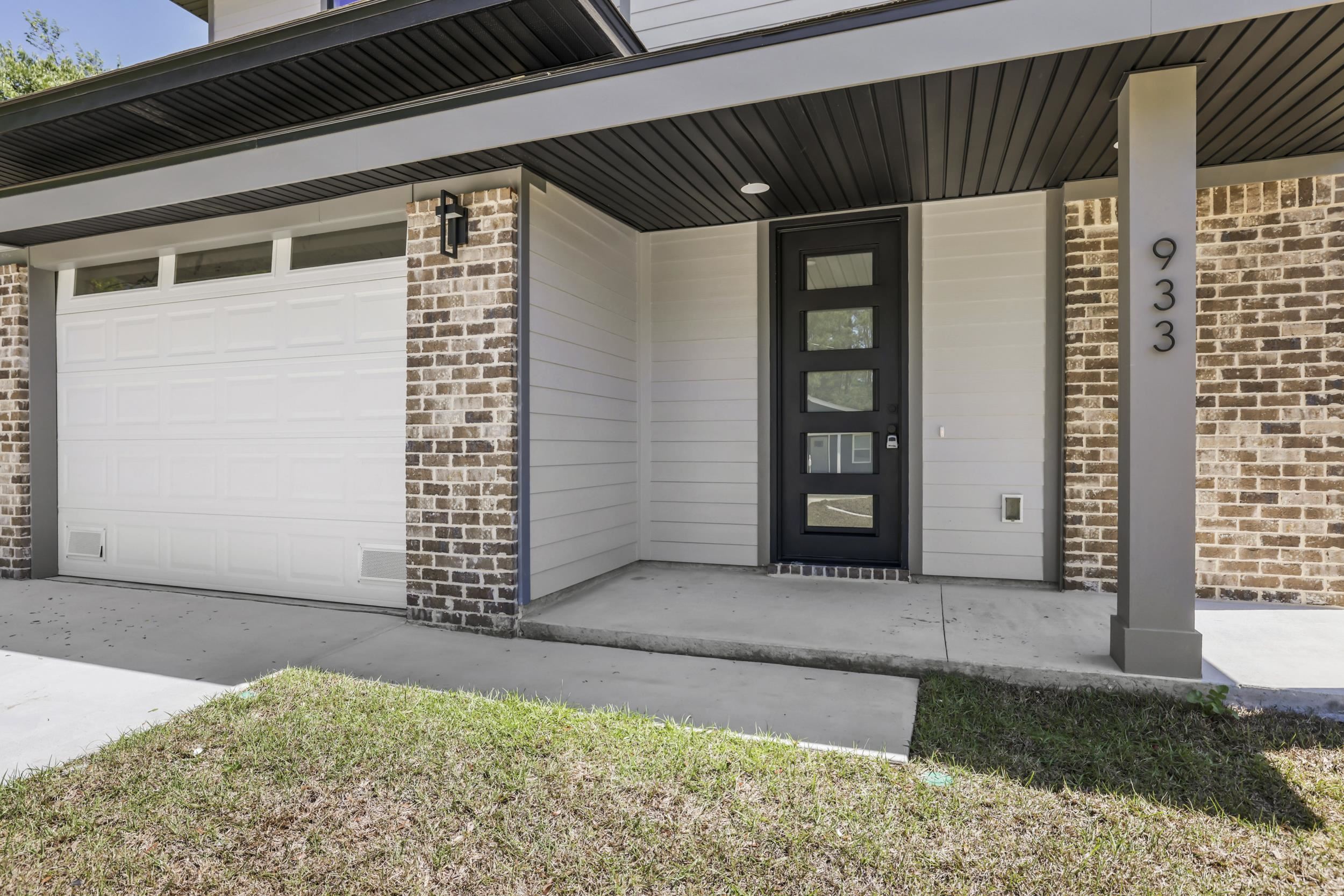 933 Cap Tram Road Tallahassee, FL 32317 - Photo 4 of 53