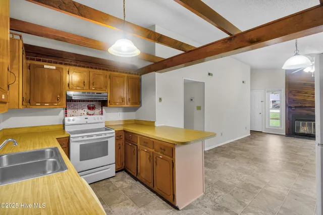 $1,100 | 1629 RaceTrack Road, New Bern, NC 28562