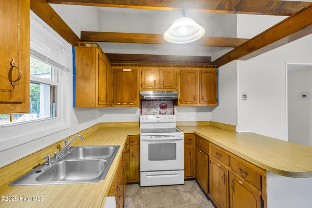 $1,100 | 1629 RaceTrack Road, New Bern, NC 28562