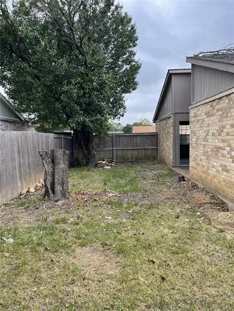 $1,950 | 4113 Pepperbush Drive, Fort Worth, TX 76137