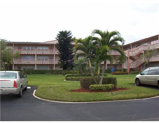 460 Mansfield K, Unit 460 Boca Raton, FL 33434 - Photo 1 of 6 Primary Photo
