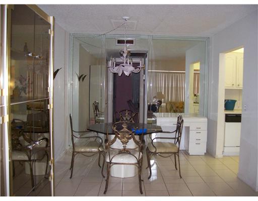 460 Mansfield K, Unit 460 Boca Raton, FL 33434 - Photo 4 of 6 Additional Photo