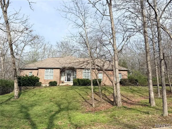 $515,000 | 822 Oak Knoll Road, Rolla, MO 65401