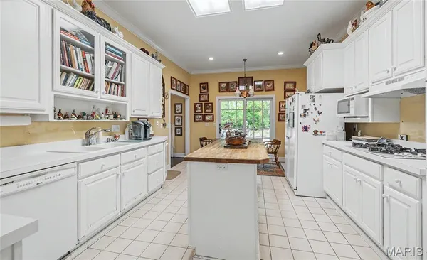$515,000 | 822 Oak Knoll Road, Rolla, MO 65401