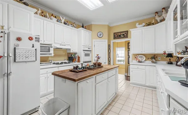$515,000 | 822 Oak Knoll Road, Rolla, MO 65401