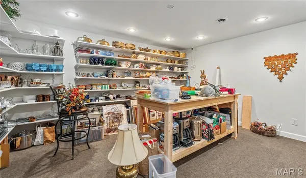 $515,000 | 822 Oak Knoll Road, Rolla, MO 65401