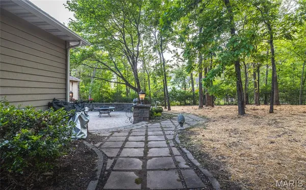 $515,000 | 822 Oak Knoll Road, Rolla, MO 65401