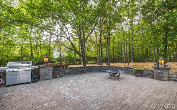 $515,000 | 822 Oak Knoll Road, Rolla, MO 65401