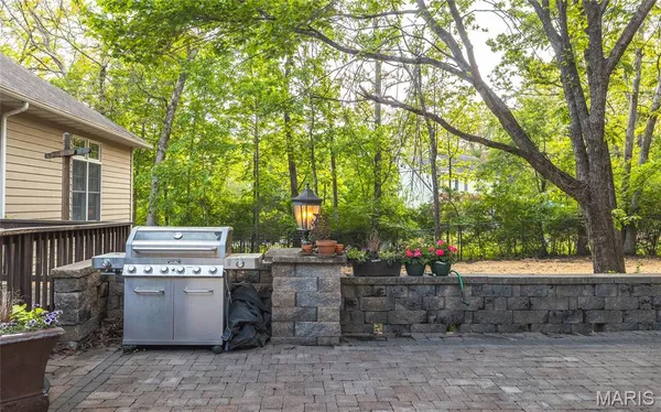 $515,000 | 822 Oak Knoll Road, Rolla, MO 65401